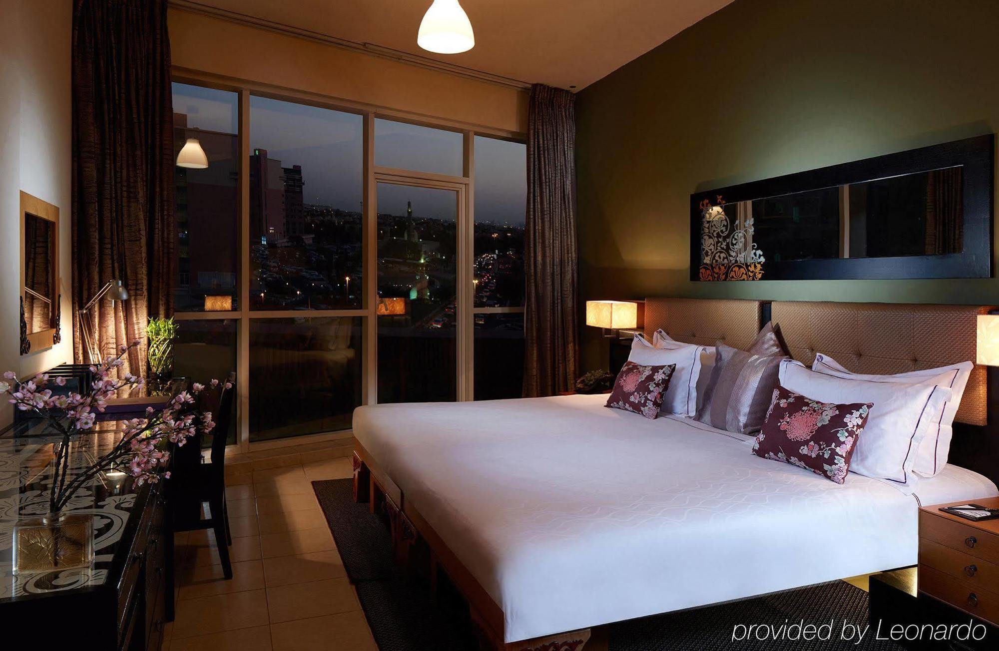 ZiQoo Hotel Apartments Dubai Buitenkant foto
